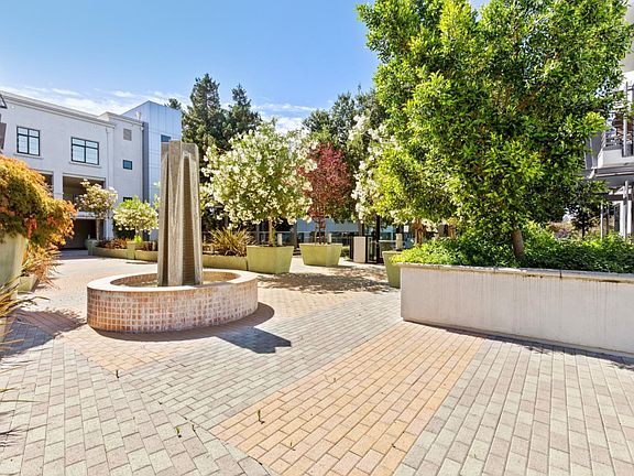 3rd image of 10745 N De Anza Blvd Unit 224