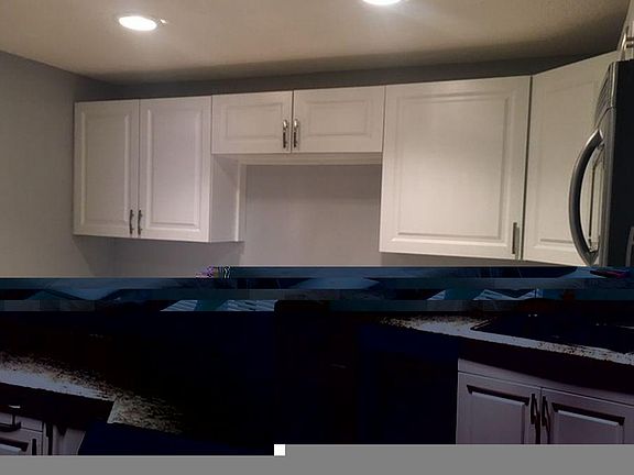5th image of 730 SE Saint Johns St