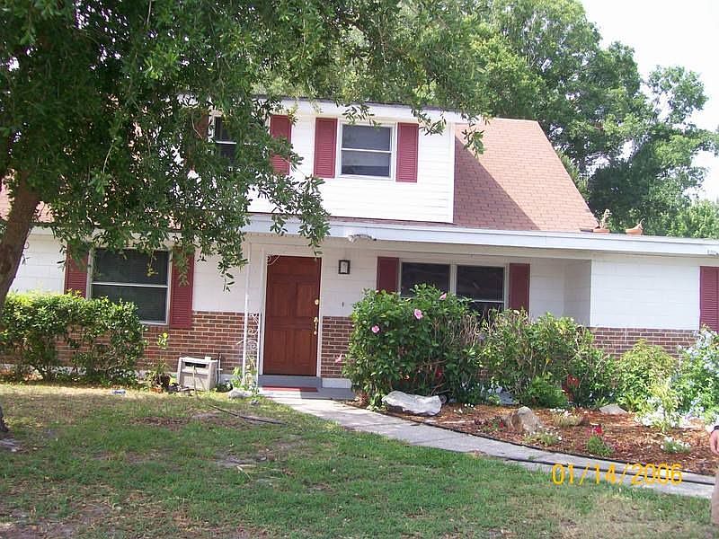 Cute Cape Cod family home!