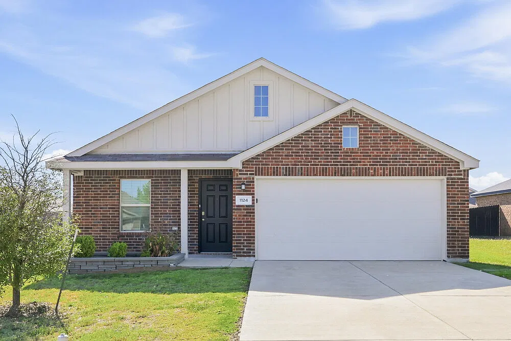 3 bed, 2.0 bath, 1522 sqft, $2,035 — Photo 1