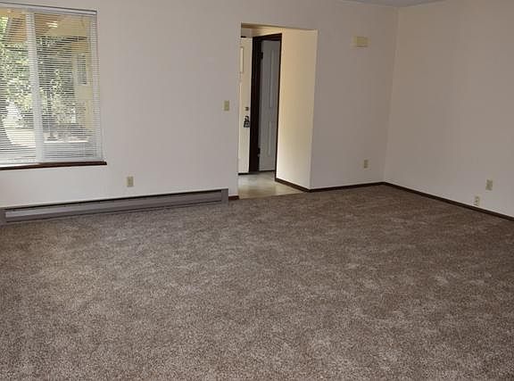 2nd image of 110 SE 158th Ave