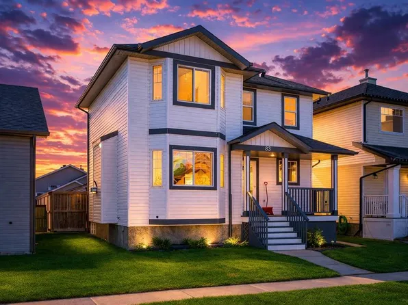 83 N Luxstone Cres SW, Airdrie, AB T4B 2W7