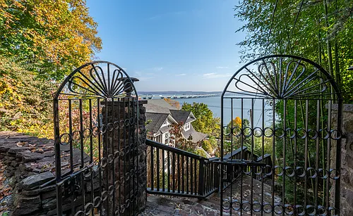 89 River Rd Photo 1