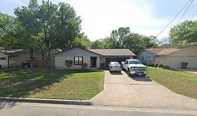 3406 Lonesome Trl Photo 1