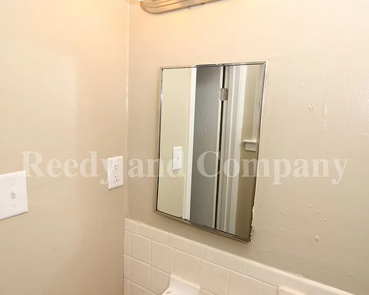 4557 Spring Valley Dr — Photo 11