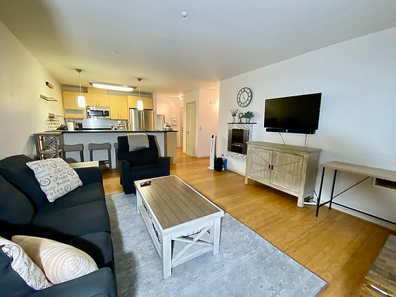 2nd image of 1530 NW Market St Unit 314