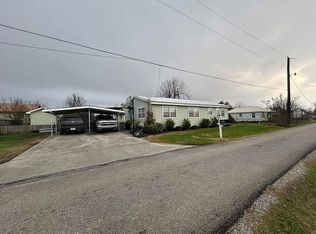 135 Doucet Dr, Golden Meadow, LA 70357