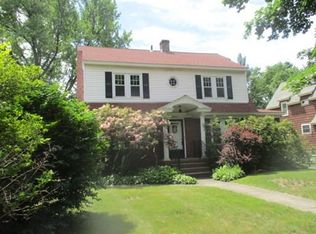 18 Melrose St, Worcester, MA 01605