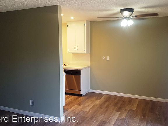 4th image of 122 3rd Ave APT 203