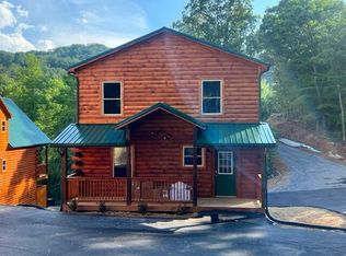 813 String Run Way, Pigeon Forge, TN 37863