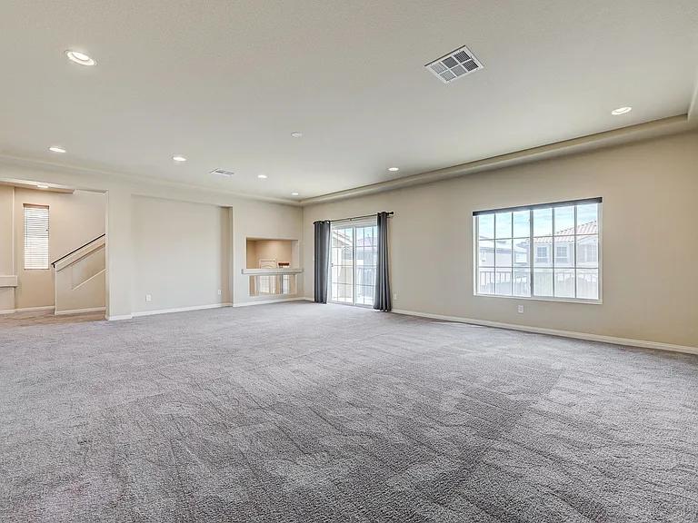 706 Eros Ct — Photo 3