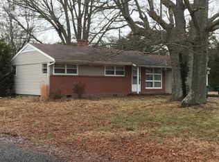 1019 Friendly Rd, Eden, NC 27288