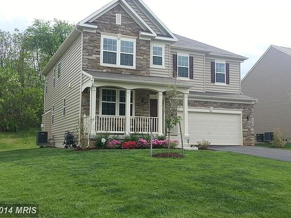 2nd image of 609 Lake Dr