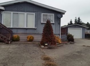 122 NW Walter Ct, Roseburg, OR 97471