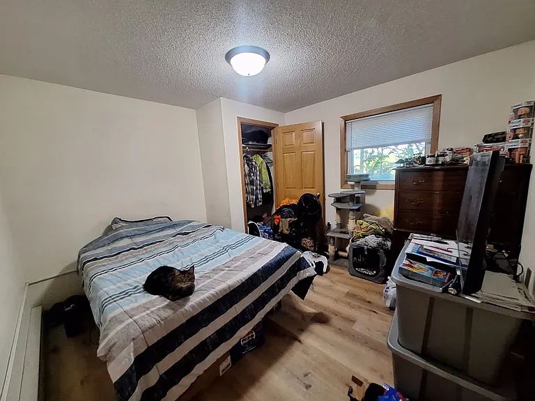 2406 Hill Ave #2 — Photo 9