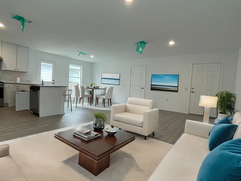 4506 Zoe Pass — Photo 2