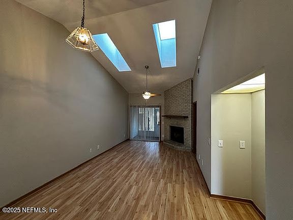 3rd image of 4580 WANDERING OAKS Court