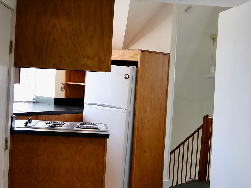 Kitchen and stair