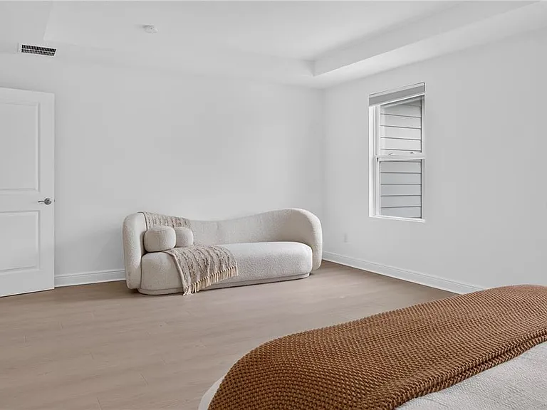 2254 Lost Horizon Way — Photo 26