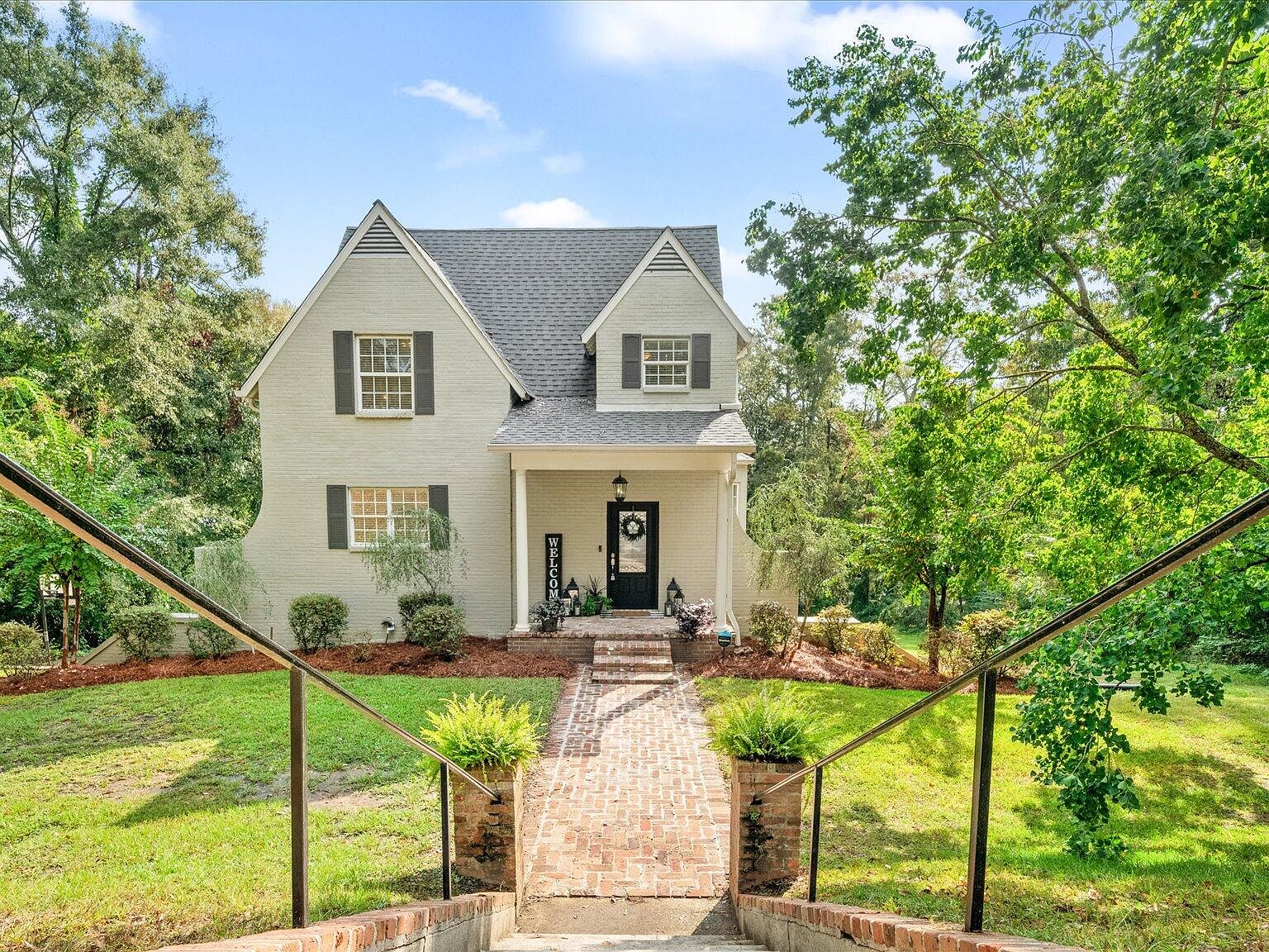 1131 N 6th Ave, Laurel, MS 39440 Zillow