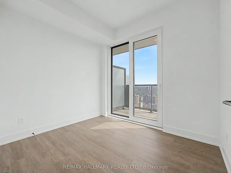 308 Jarvis St #2812 — Photo 8