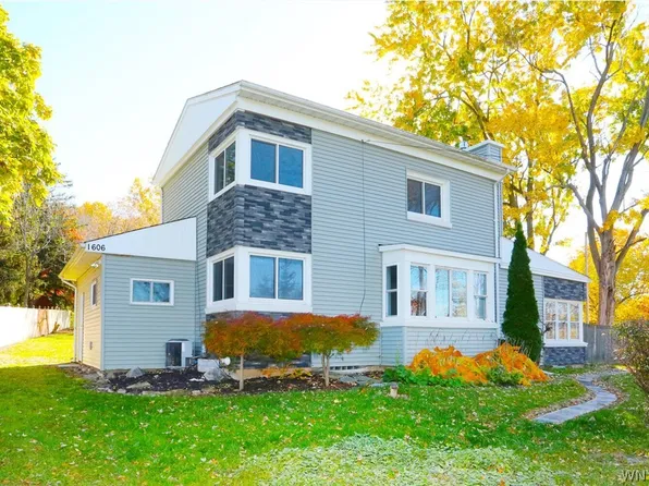 1606 Ridge Rd, Lewiston, NY 14092