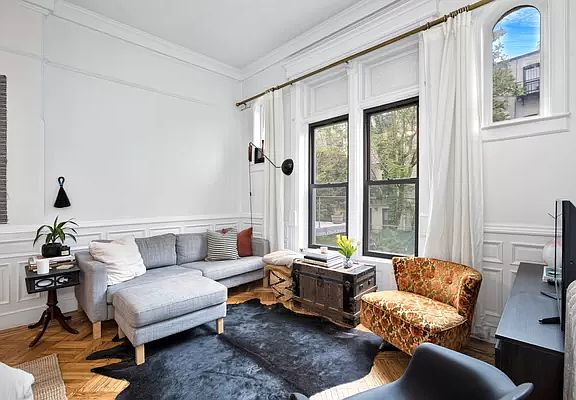 2nd image of 657 Saint Marks Ave APT 2R