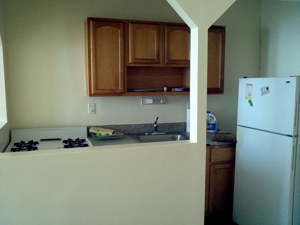 2nd image of 13945 253rd St