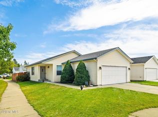 3856 N Beehive St, Coeur D Alene, ID 83815