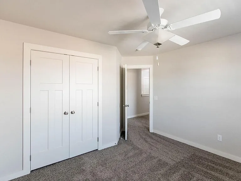 2224 Buena Vida Ln — Photo 27