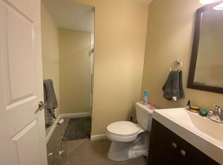 52 Chelsea St #2B, Boston, MA 02128