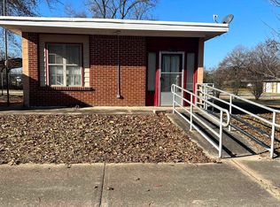 803 Main St, Leola, AR 72084