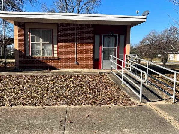 803 Main St, Leola, AR 72084