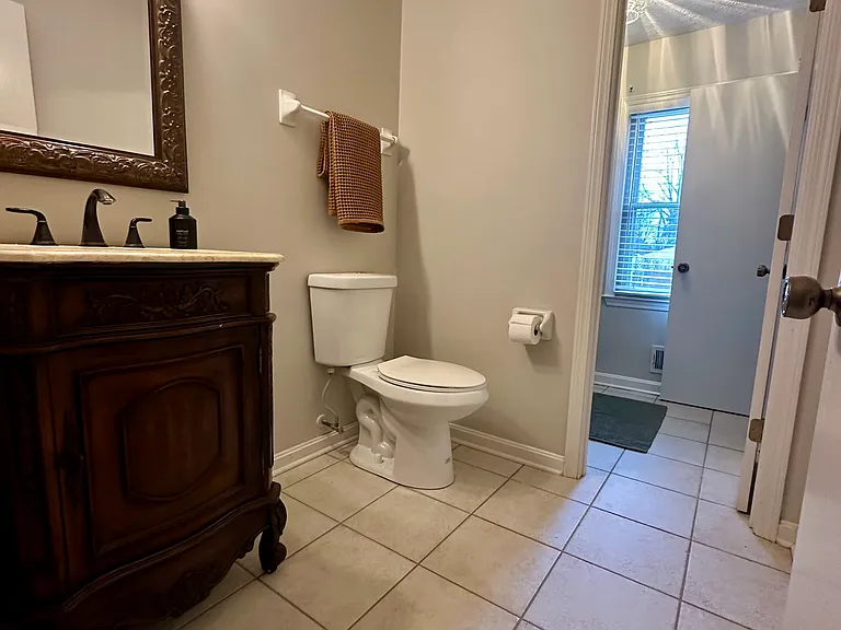 1018 Sir Lancelot Ln — Photo 14