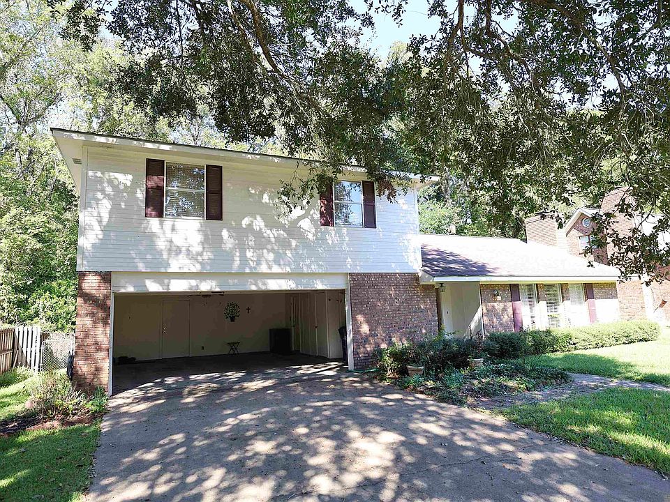 1st image of 105 Linwood Ct