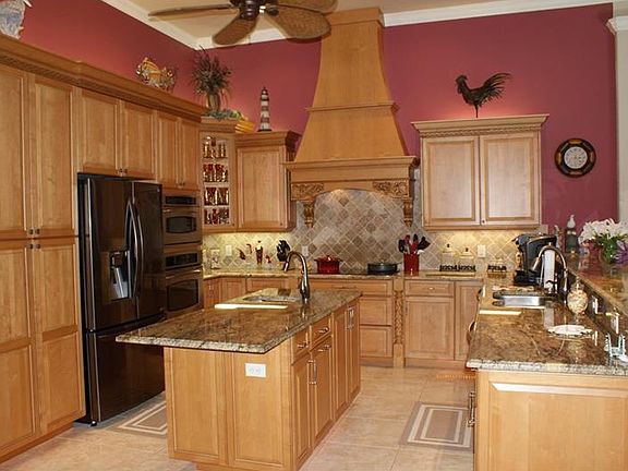 3rd image of 24307 Buccaneer Blvd