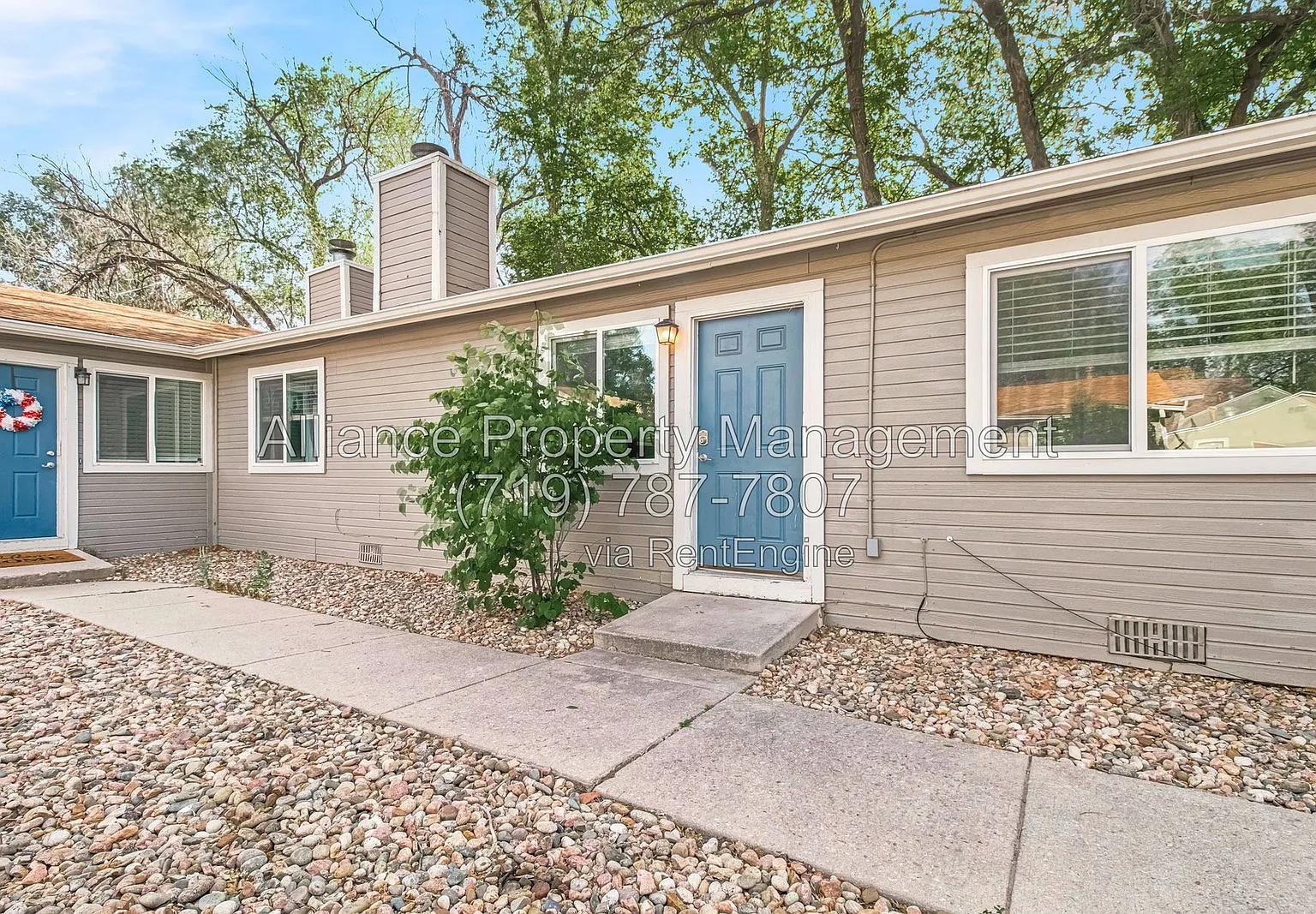 2 bed, 2.0 bath, 800 sqft, $1,295 — Photo 2