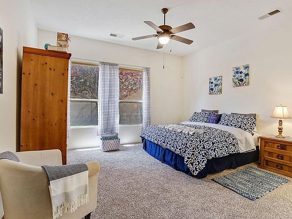 Master_Bedroom