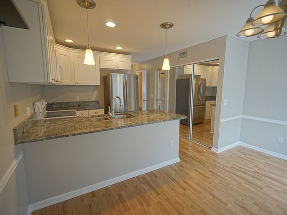 5th image of 3381 W Wyoming Cir #0
