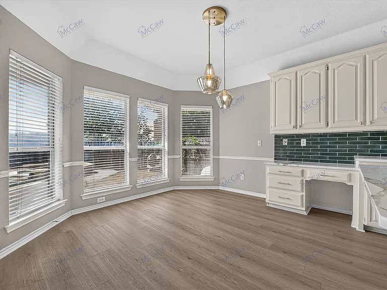305 Brazil Dr — Photo 16