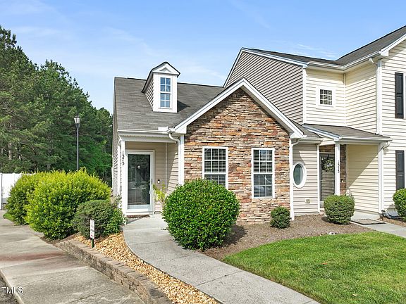 2nd image of 1375 Quail Cir