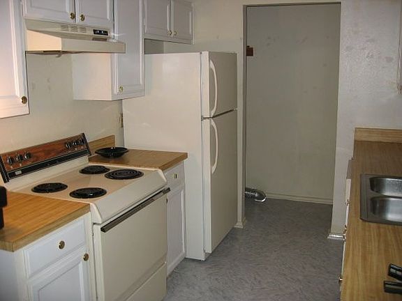 3rd image of 6501 Central Ave