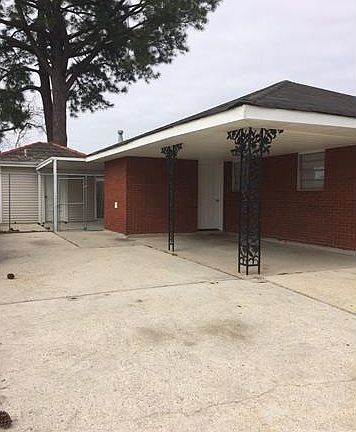2nd image of 2604 Dauterive Dr