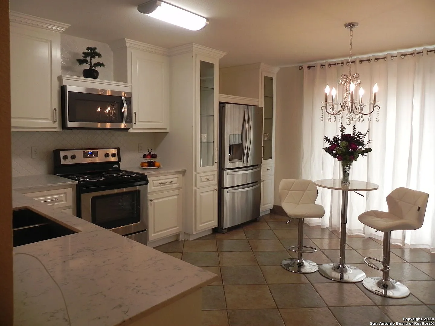Gonzalez 331 — Photo 3
