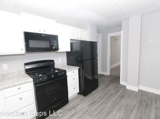 201 N 20th St APT 2, East Moline, IL 61244