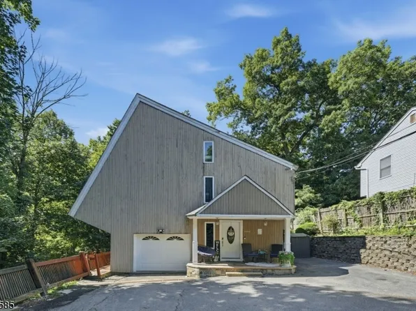7 Arcata Pl, Ringwood Boro, NJ 07456