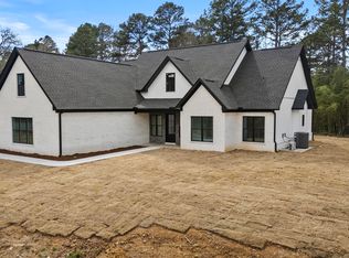 623 Fairview Rd, Searcy, AR 72143