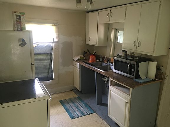 4th image of 450 S Holmes Blvd