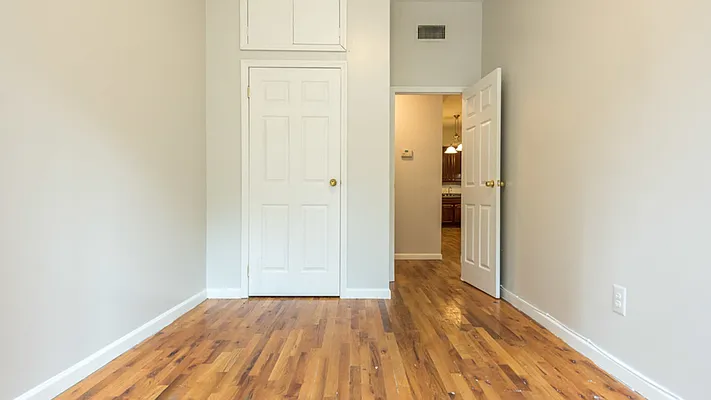 Rented by Nooklyn NYC LLC | media 5