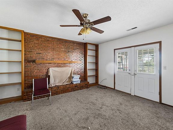 5th image of 509 SW 67th St